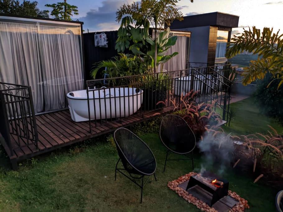Tiny House Paraiso Minicasas Com Hidromassagem Pouso Alegre Dış mekan fotoğraf